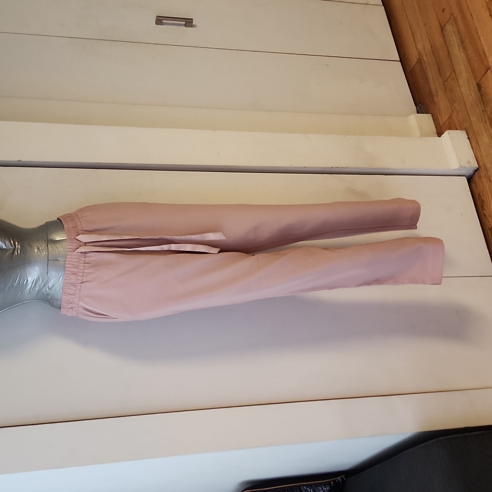 NWOT Forever 21 small pink joggers- perfect unworn condition